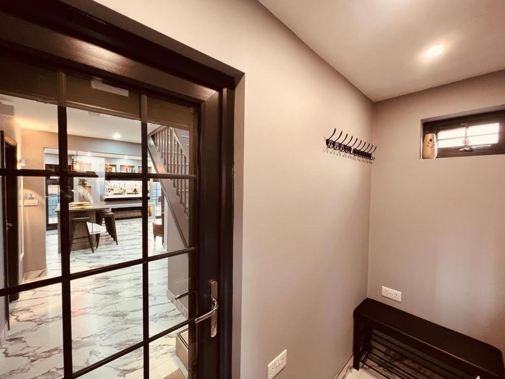 Urban Escape *4 Bedroom House* With Free Parking Birmingham Luaran gambar